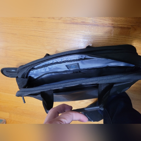 Dell Ecoloop Pro laptop bag - Picture 4 of 7